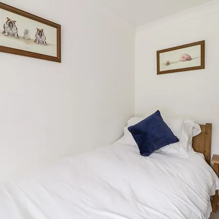 Holiday home Raincliffe Manor *