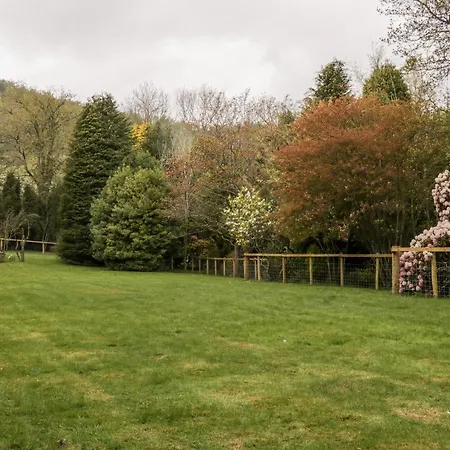 Raincliffe Manor *