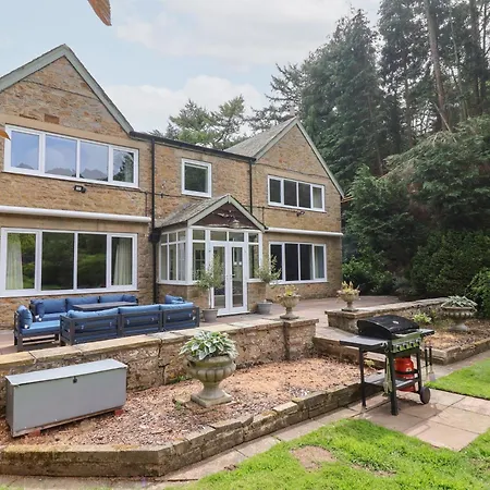 Raincliffe Manor *