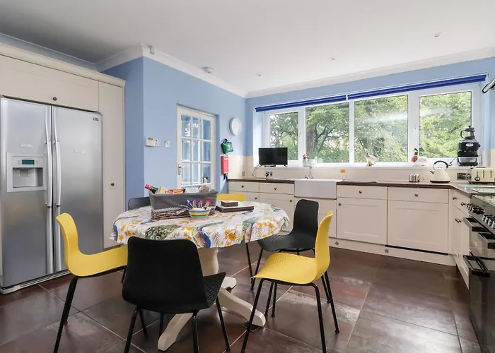 Raincliffe Manor * Scarborough