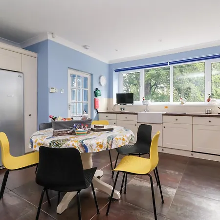 Raincliffe Manor * Scarborough